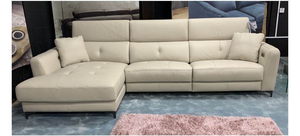 Leather corner sofa hotsell with usb ports
