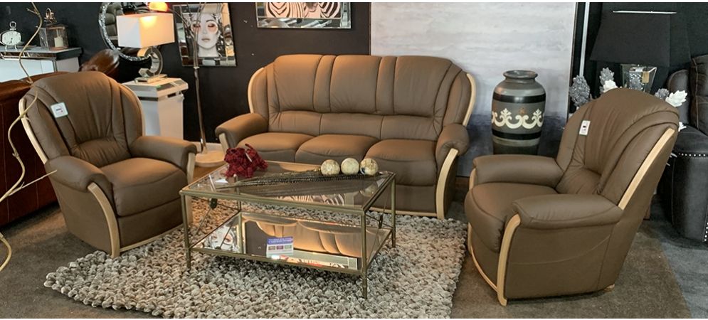 Gomma gomma store leather couches
