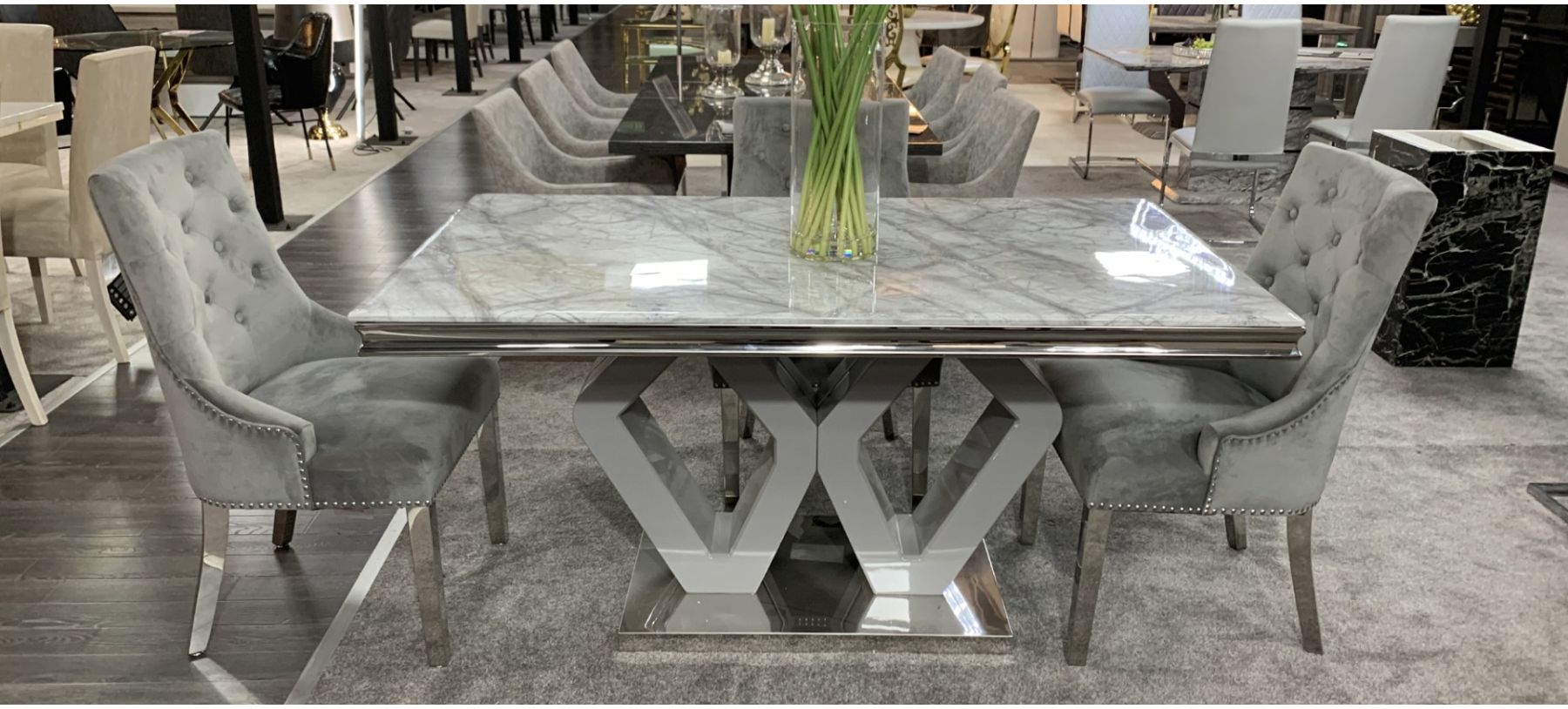 Majestic dining sales room set