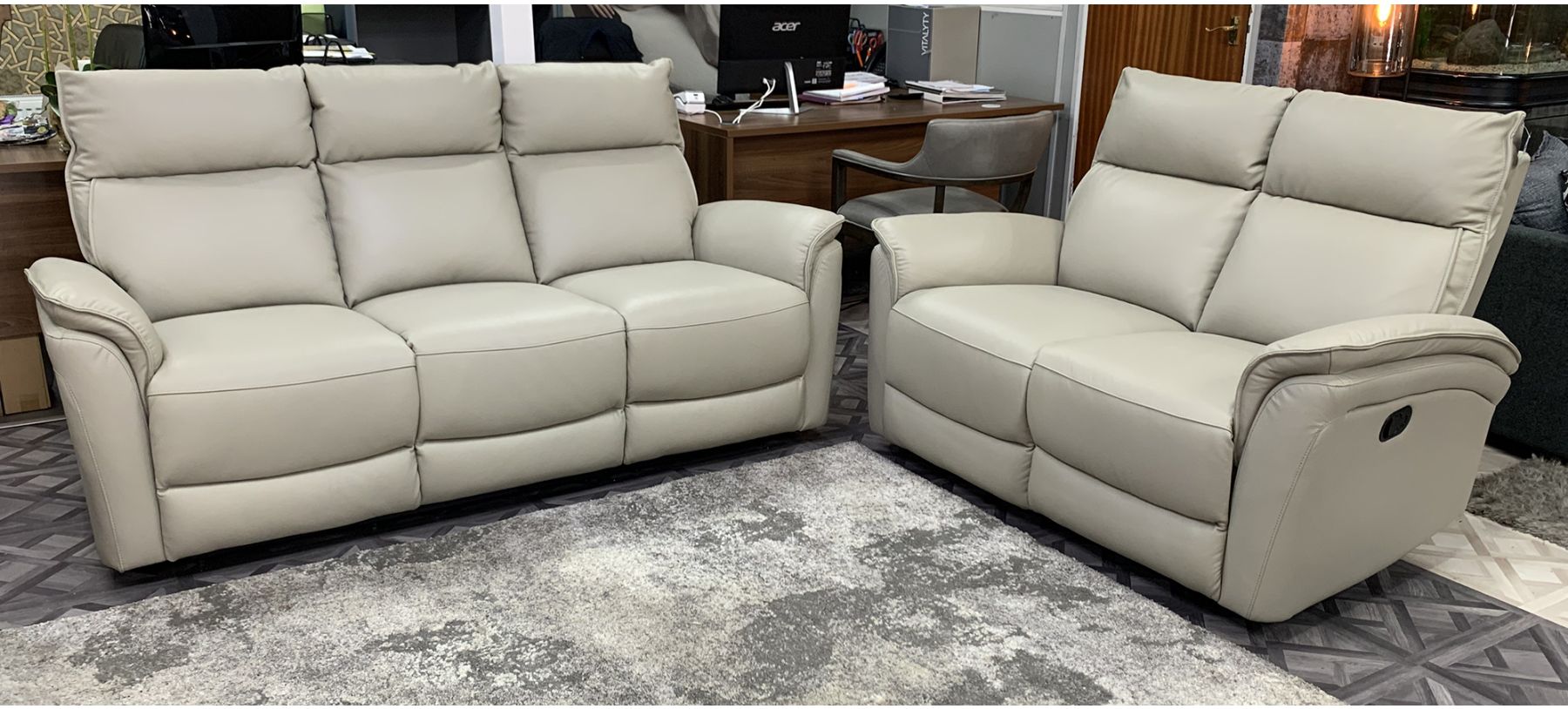 Zora 3 2 Electric Recliners Pearl Grey Corrected Grain Leather Leather Sofa World